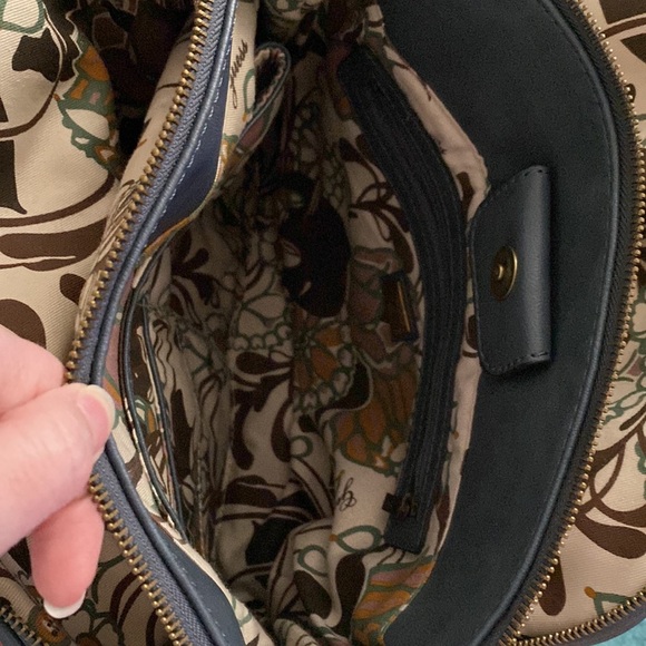 Guess blue handbag with bronze, silver and skull details - Picture 4 of 7